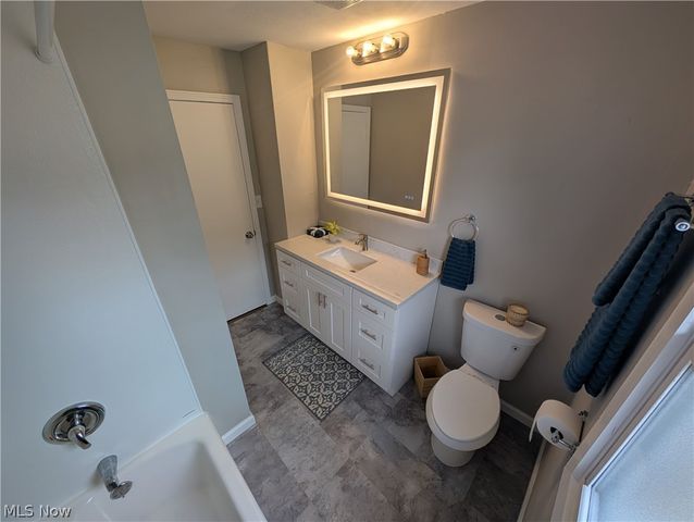 2935 Caroline Avenue, Lorain, OH 44055