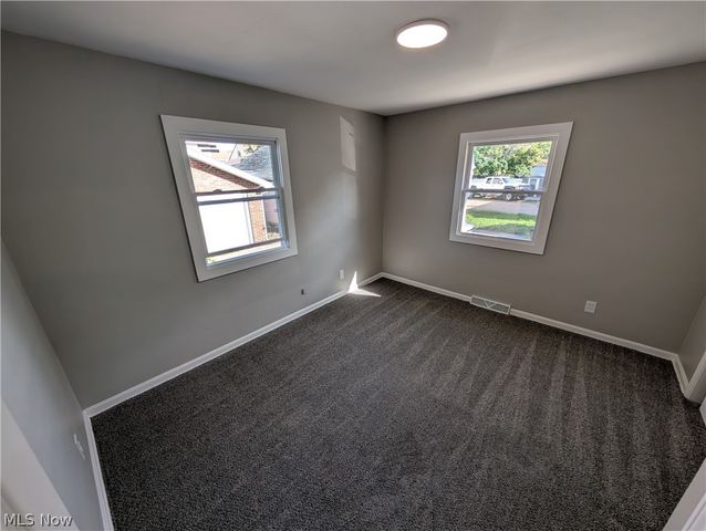 2935 Caroline Avenue, Lorain, OH 44055