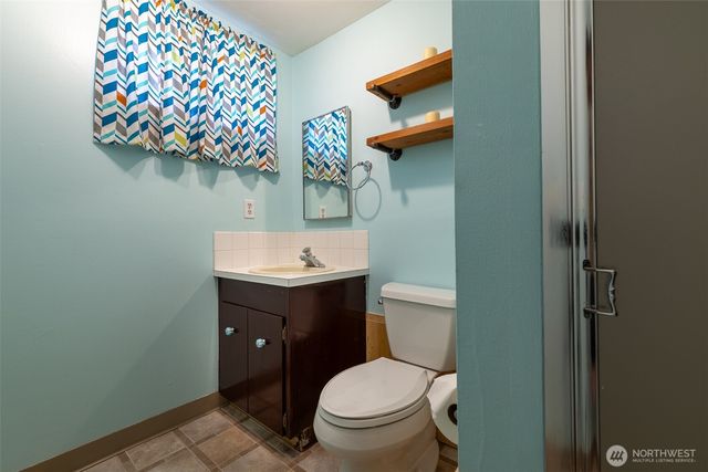 5211 W Myrtlewood Court, Spokane, WA 99208