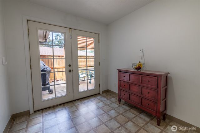 5211 W Myrtlewood Court, Spokane, WA 99208