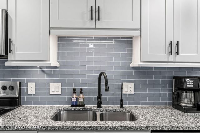 1010 Pinetree Drive 102, Indian Harbour Beach, FL 32937