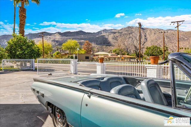 1109 E Mesquite Avenue, Palm Springs, CA 92264