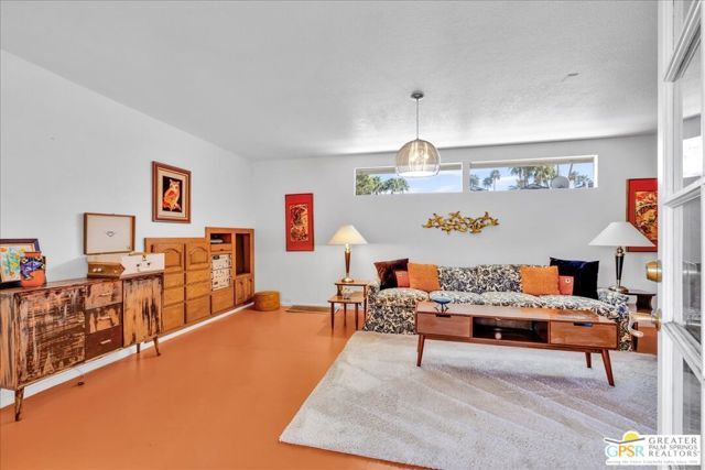 1109 E Mesquite Avenue, Palm Springs, CA 92264