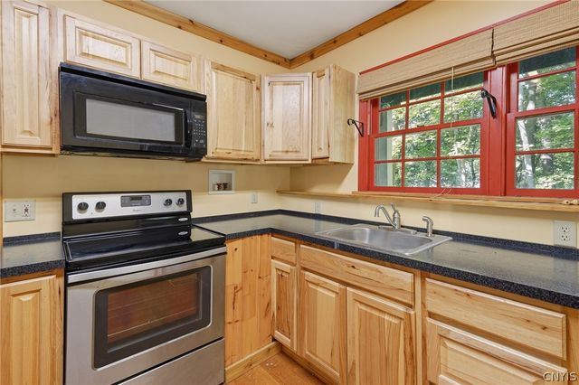 505 North Orchard Road, Geddes, NY 13209
