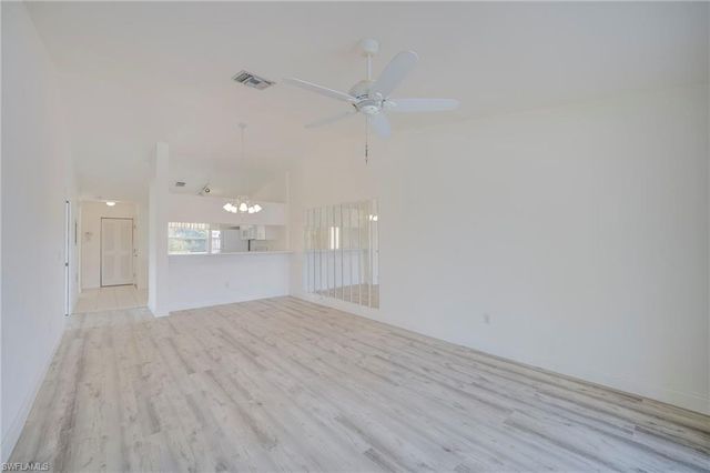 5709 Foxlake DR 208, North Fort Myers, FL 33917