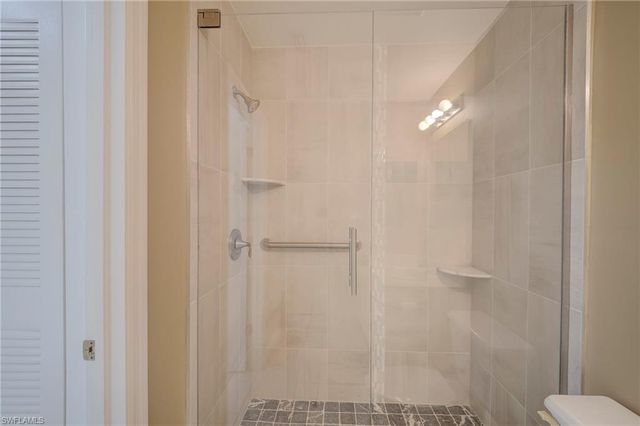 5709 Foxlake DR 208, North Fort Myers, FL 33917