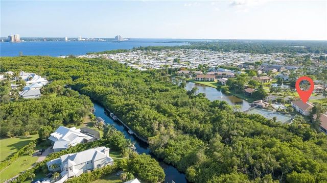 5709 Foxlake DR 208, North Fort Myers, FL 33917