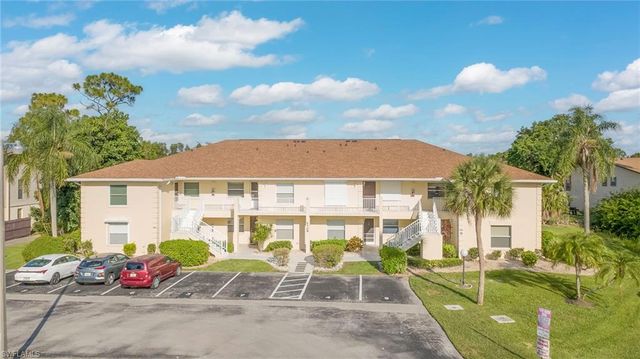 5709 Foxlake DR 208, North Fort Myers, FL 33917