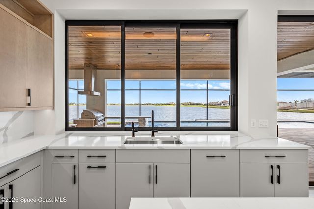 3717 Upper Floridian Way, Rockledge, FL 32955