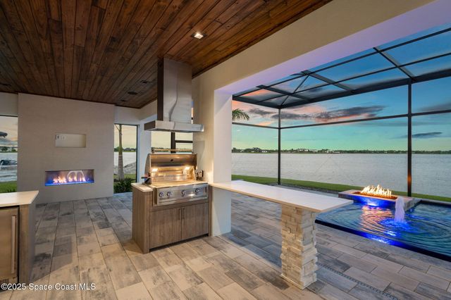 3717 Upper Floridian Way, Rockledge, FL 32955