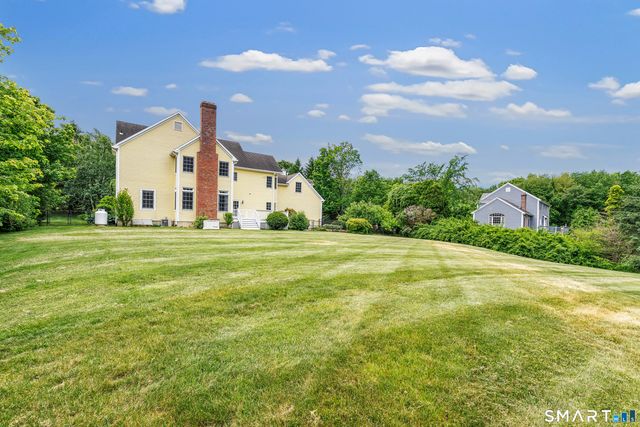 16 Blue Spruce Lane, Monroe, CT 06468