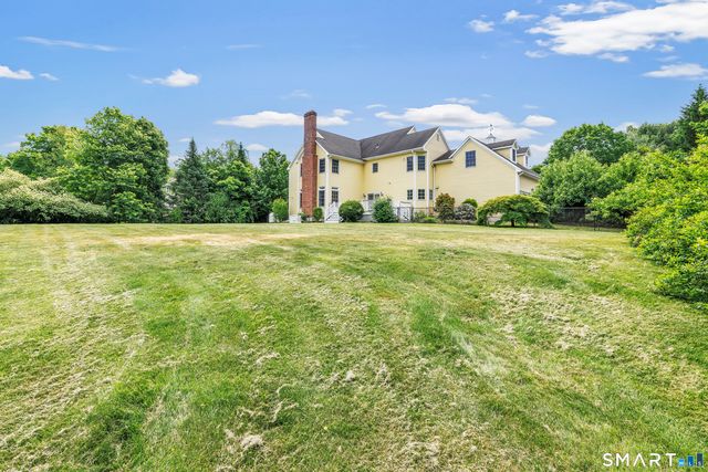 16 Blue Spruce Lane, Monroe, CT 06468