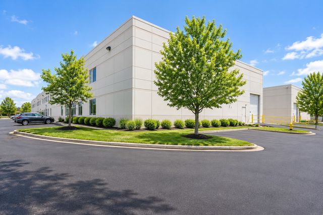 475 Quadrangle Drive F, Bolingbrook, IL 60440