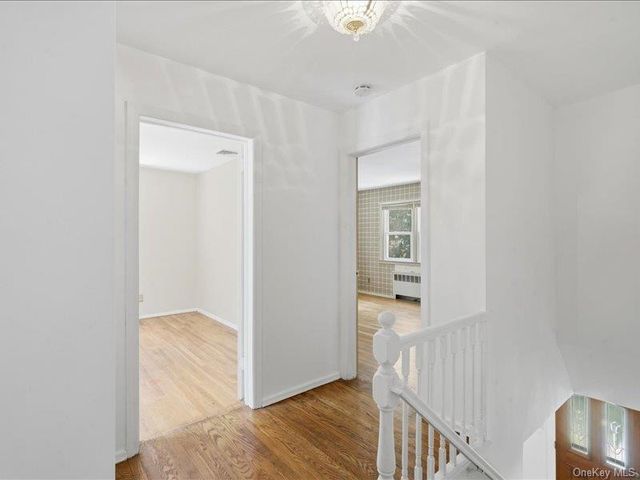 100 Bayberry Avenue, Garden City, NY 11530