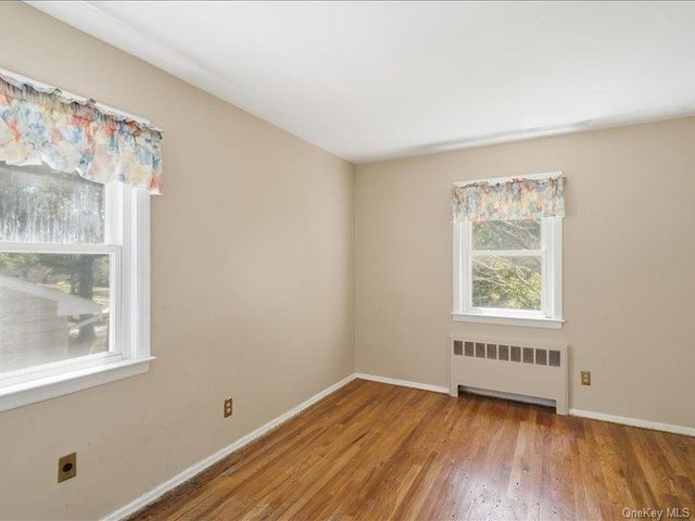 100 Bayberry Avenue, Garden City, NY 11530