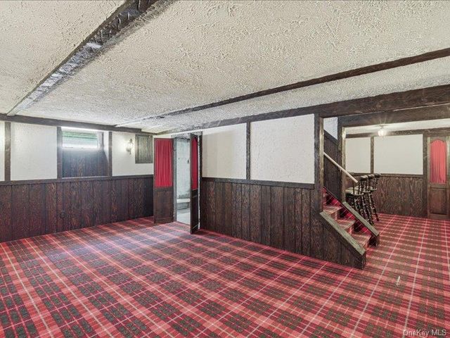 100 Bayberry Avenue, Garden City, NY 11530