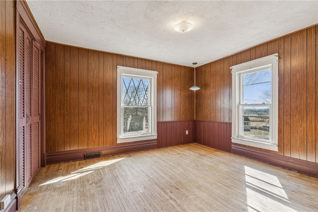 322 W College Blvd, Mt Vernon, IA 52314