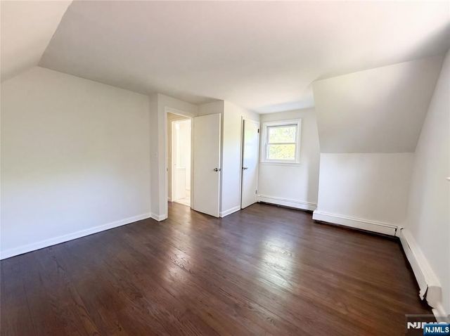 616 River Road, Teaneck, NJ 07666