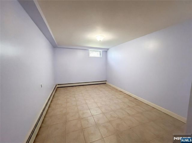 616 River Road, Teaneck, NJ 07666