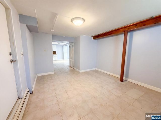 616 River Road, Teaneck, NJ 07666