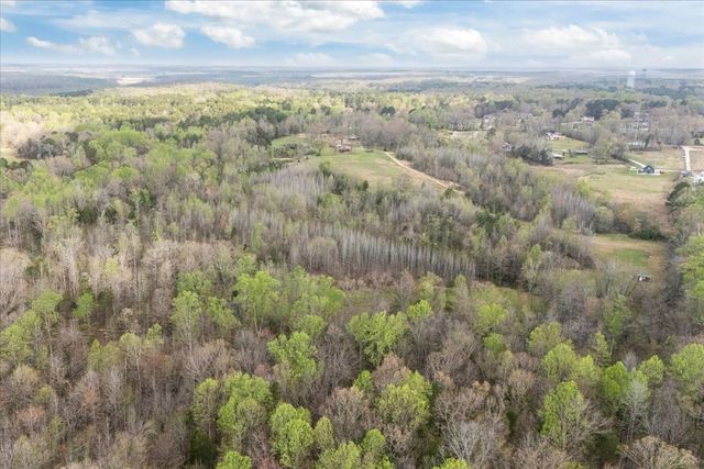 1759 McKelvy Rd, Camden, TN 38320