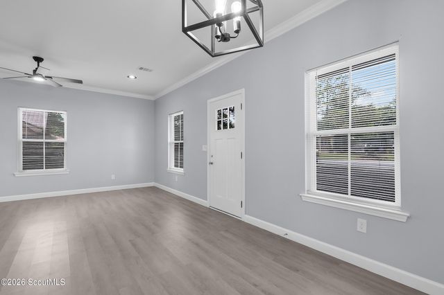909 E 3rd Street, Darien, GA 31305