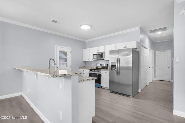909 E 3rd Street, Darien, GA 31305