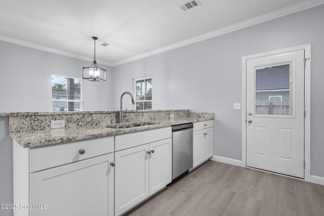 909 E 3rd Street, Darien, GA 31305