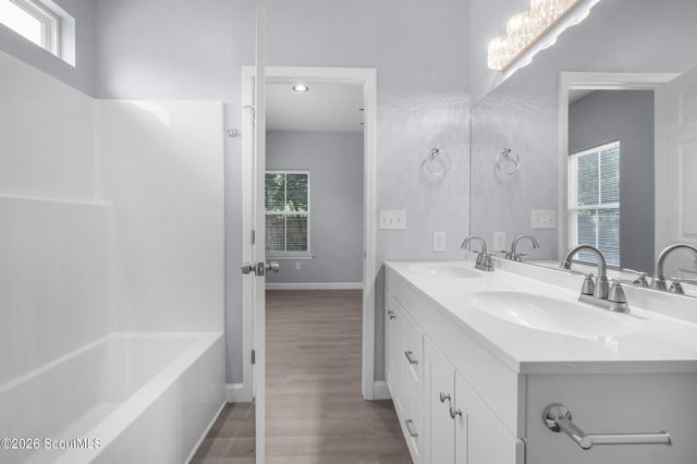 909 E 3rd Street, Darien, GA 31305