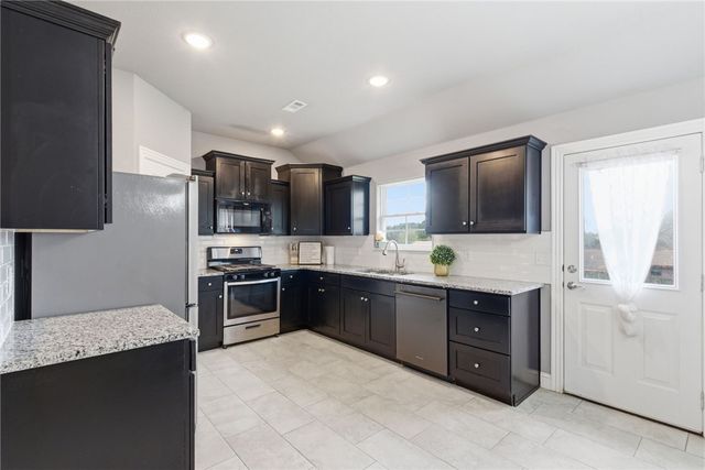 164 Parson Street, Huntsville, AR 72740