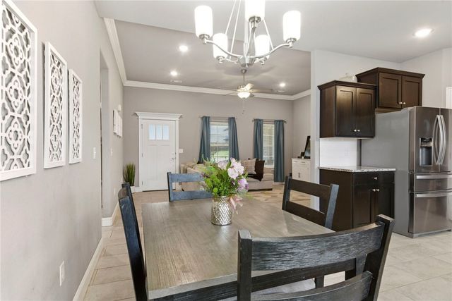 164 Parson Street, Huntsville, AR 72740