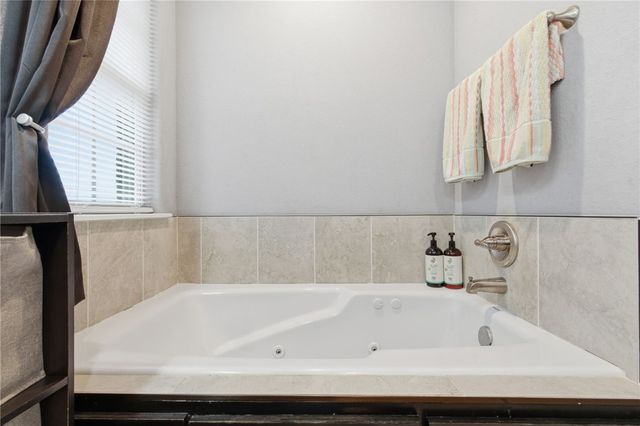 164 Parson Street, Huntsville, AR 72740