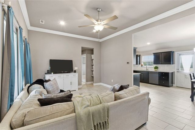 164 Parson Street, Huntsville, AR 72740