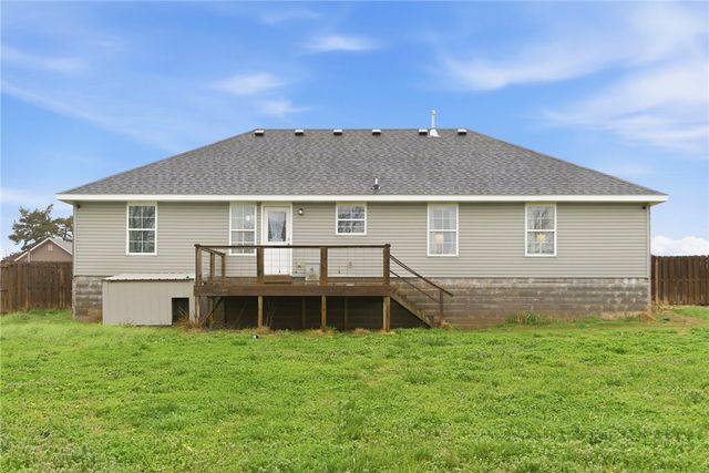 164 Parson Street, Huntsville, AR 72740