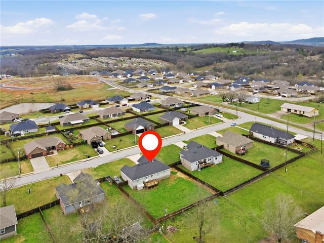 164 Parson Street, Huntsville, AR 72740