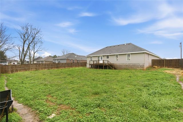 164 Parson Street, Huntsville, AR 72740