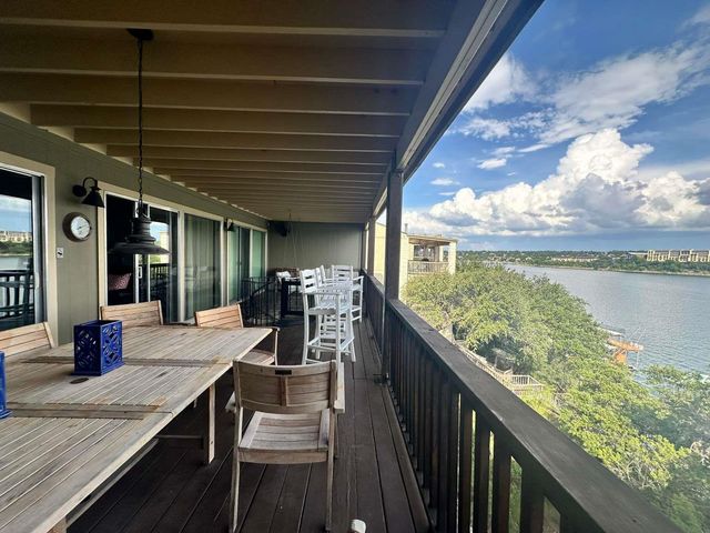 18243 Lakepoint CV, Lago Vista, TX 78645
