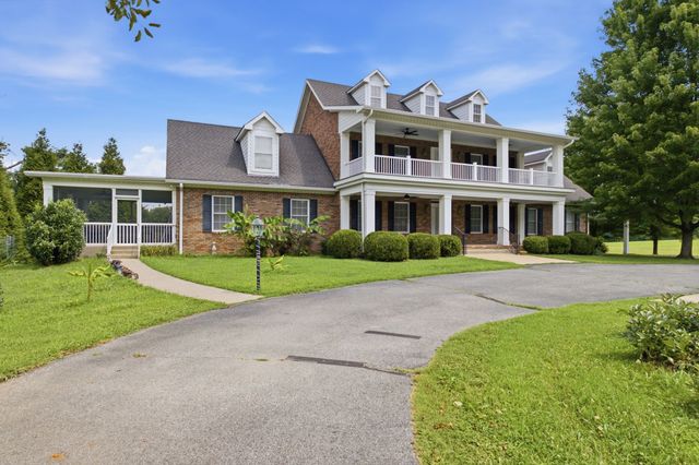 444 Old Pond Lane, Dickson, TN 37055