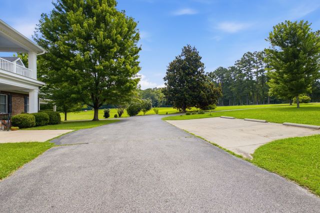444 Old Pond Lane, Dickson, TN 37055