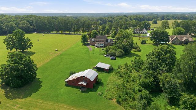 444 Old Pond Lane, Dickson, TN 37055