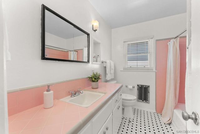 4540 Volatire St, San Diego, CA 92107