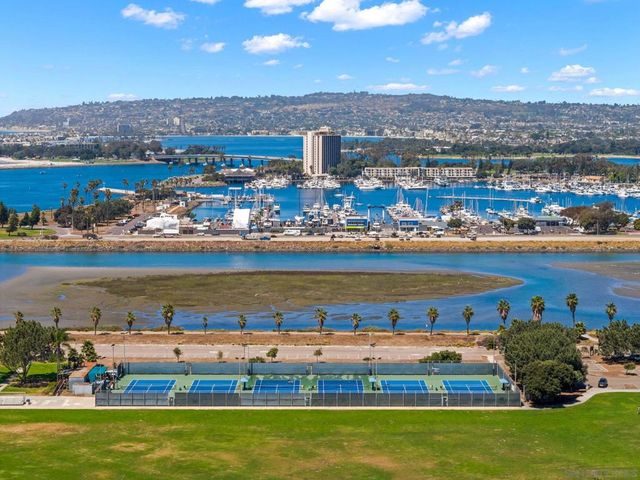 4540 Volatire St, San Diego, CA 92107