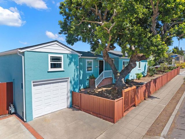4540 Volatire St, San Diego, CA 92107