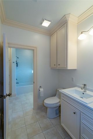 1921 Caroline Ave, Alice, TX 78332