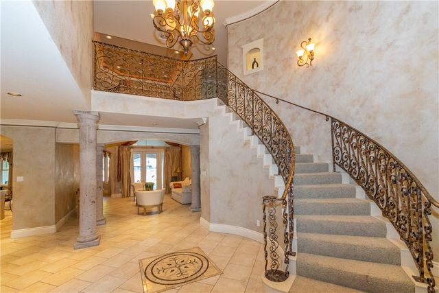 1921 Caroline Ave, Alice, TX 78332