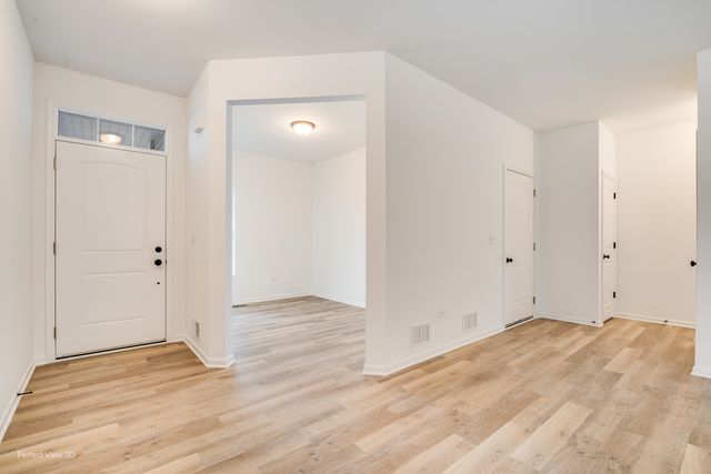 27357 W PORTO Lane, Channahon, IL 60410