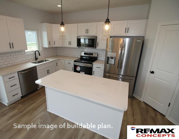 967 W Avondale Street, Lincoln, NE 68523