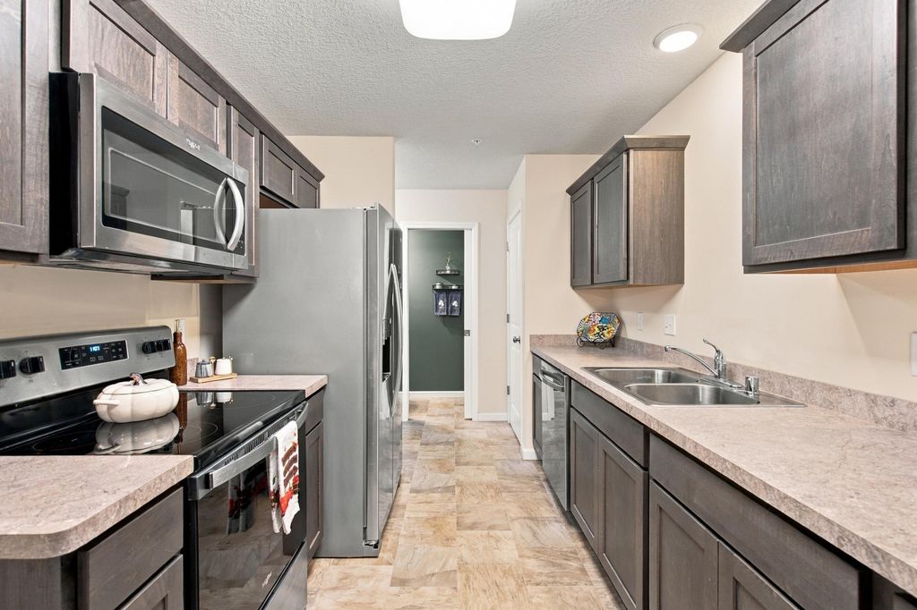 305 Chatum Lane, Jordan, MN 55352 — photo 5