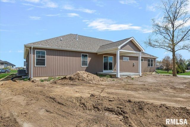 1100 Lightstone Court, Sherman, IL 62684