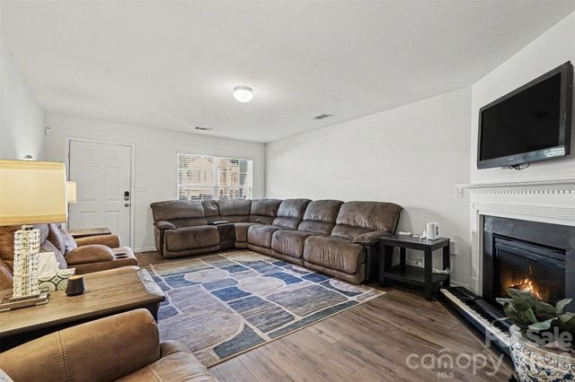 8920 Red Clay Lane, Charlotte, NC 28269